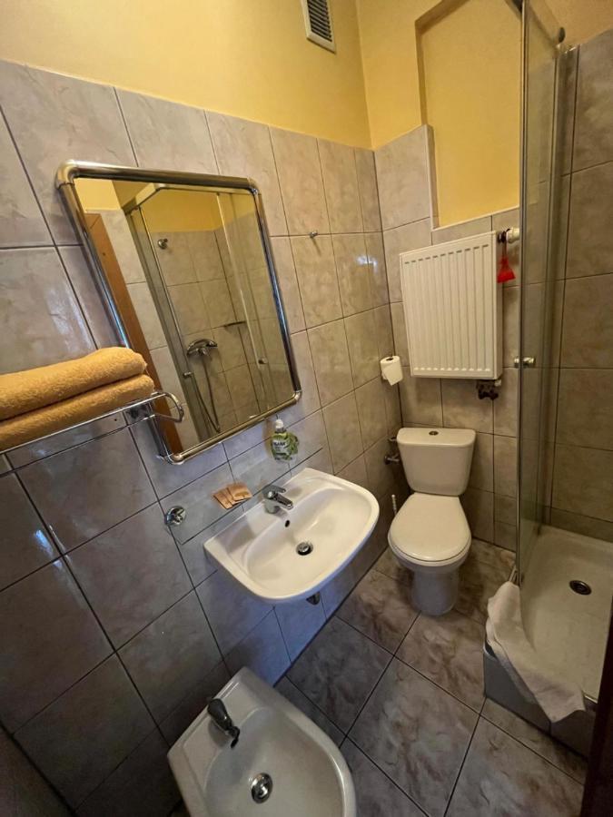 Villa Centrum With Access Kitchen (Adults Only) Zielona Gora  Ngoại thất bức ảnh
