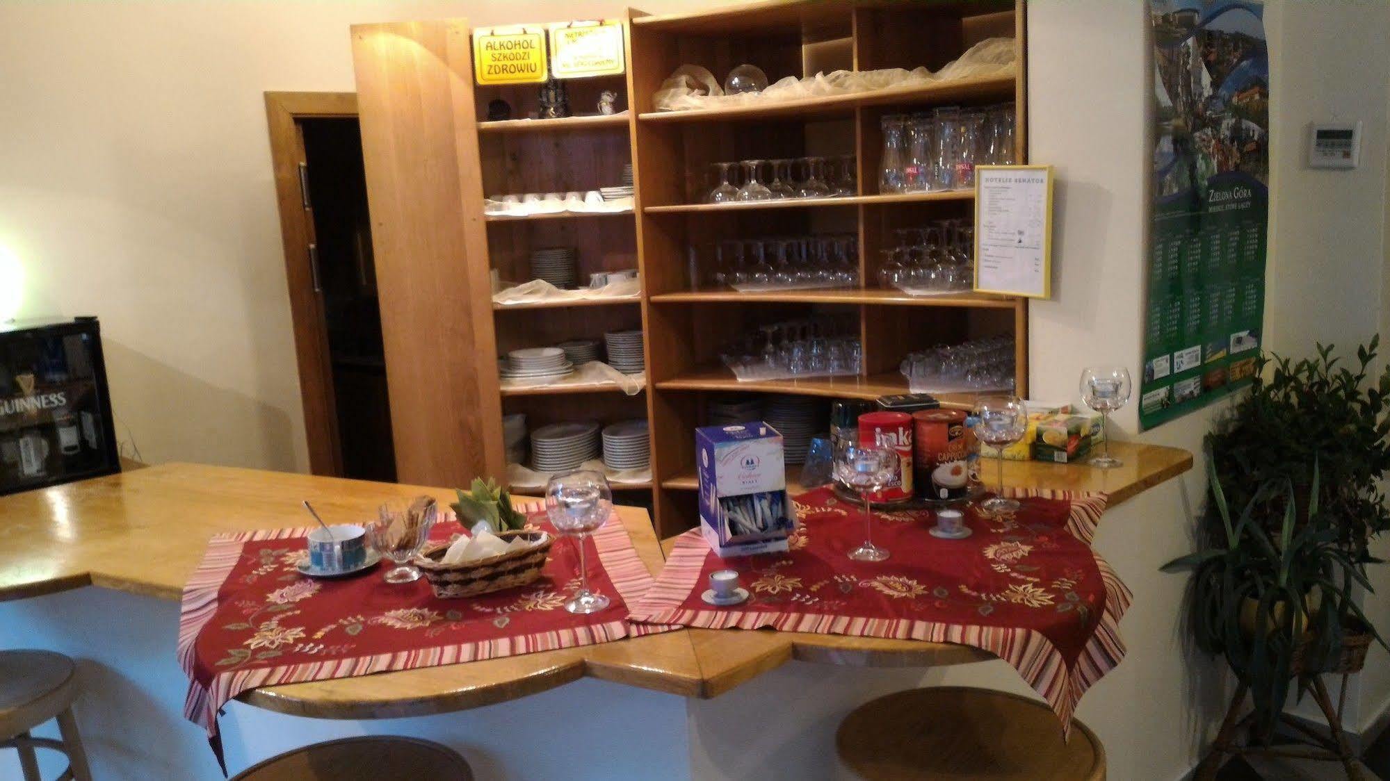 Villa Centrum With Access Kitchen (Adults Only) Zielona Gora  Ngoại thất bức ảnh